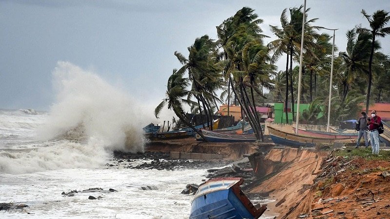 Cyclone Tauktae weakens to rainfall to go on in Maharashtra, Gujarat
