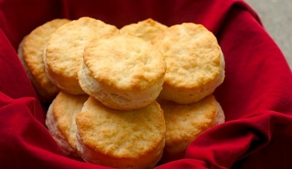 How To Make Popeyes Buttermilk Biscuits At Home | Popeyes Biscuits Recipes