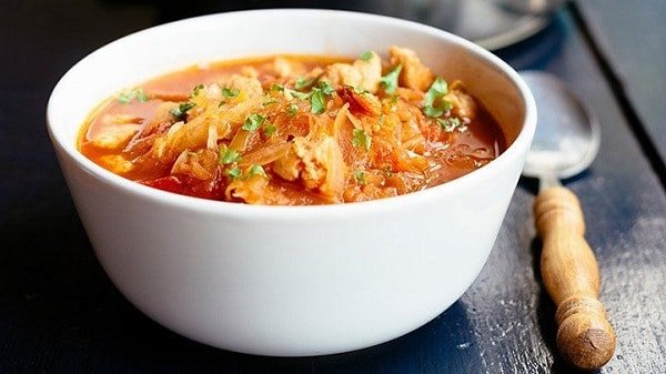 A Detailed Guide to the Cabbage Soup Diet: Can the Plan Help You Lose 10 Pounds in 7 Days?