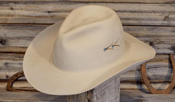 How to pair up hats in different occasions?