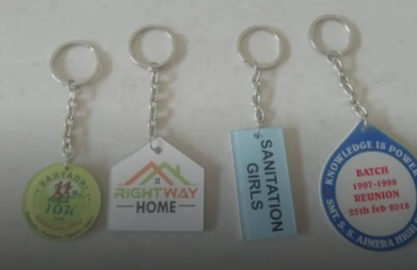 Accessorise Your Keys with These Acrylic Keychains {2023}: Read Hear-